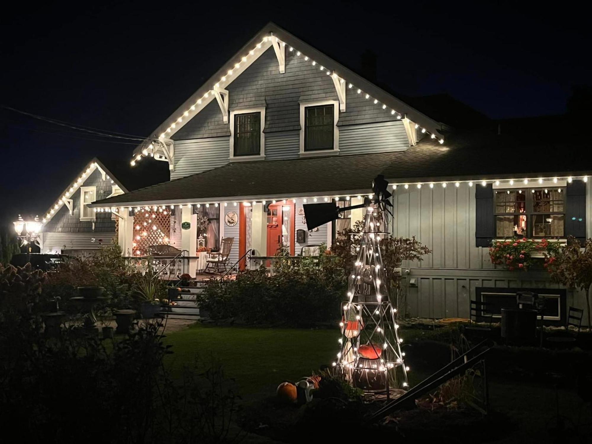 The Hazelhouse Bed and Breakfast Chilliwack Exteriör bild